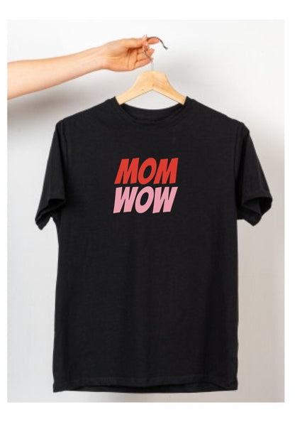 T-Shirt „MOM-WOW“ Supermama, Superheld - Cupsandkisses