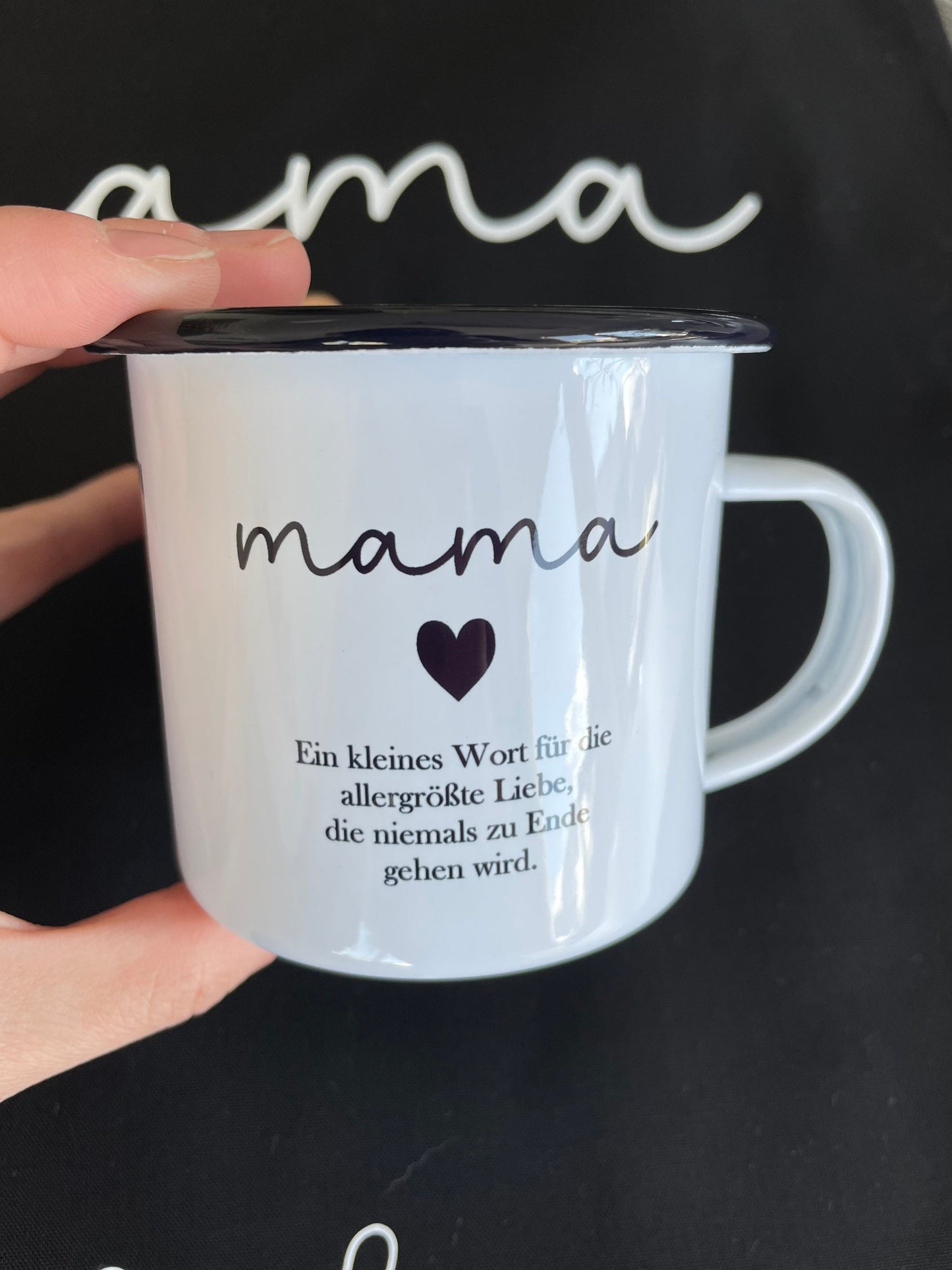Emaille-Tasse „Mama/Oma/Opa Herz" verschiedene Motive, Vatertag, Muttertag, Liebe - Cupsandkisses